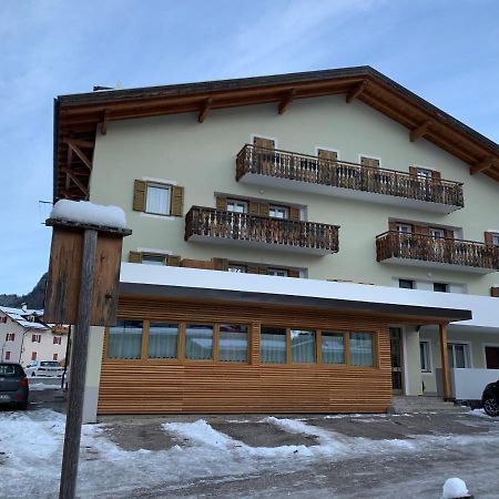 Ciasa De Rosa Appartement Pozza di Fassa Buitenkant foto